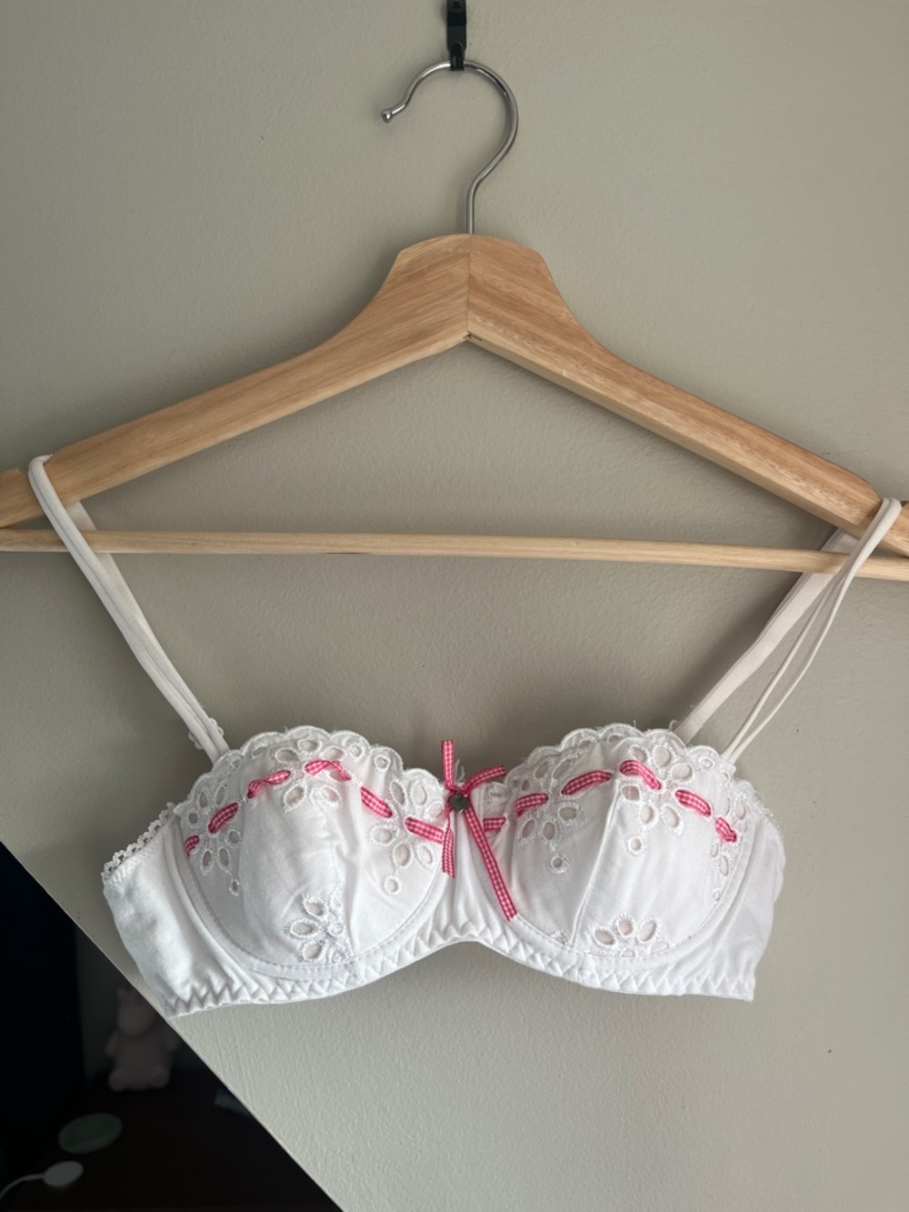 Cowgirl pinterest white lace bra